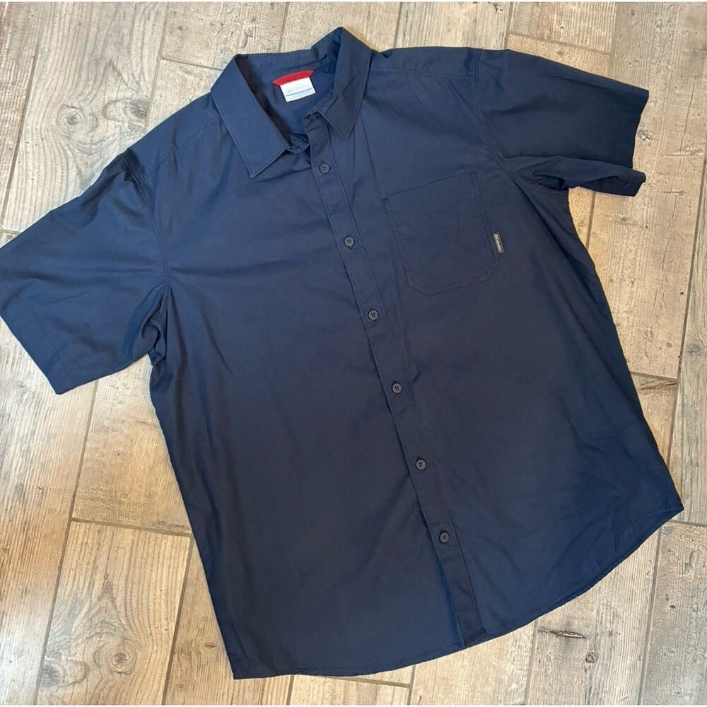 Columbia Men’s Rapid Rivers Short Sleeve Button Up Shirt Navy Blue Size Large